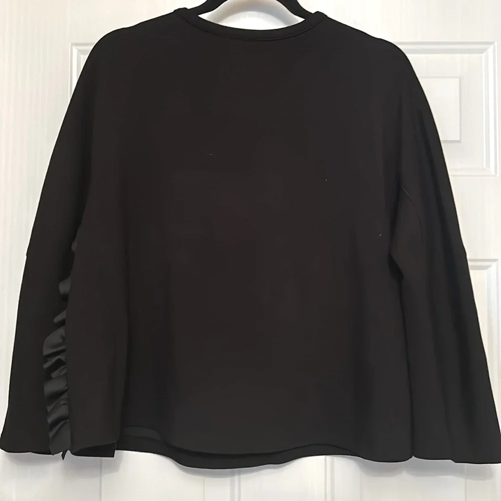 P Cill Ruffle Oversized Top Black S Fleece SOFT Feminine Career Classic